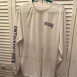 Untucked men tshirt long sleeves, Large